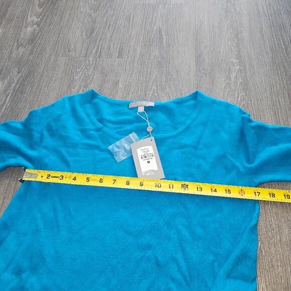 Neiman Marcus Cashmere Blue Tunic Sweater Size Medium - Picture 5 of 5